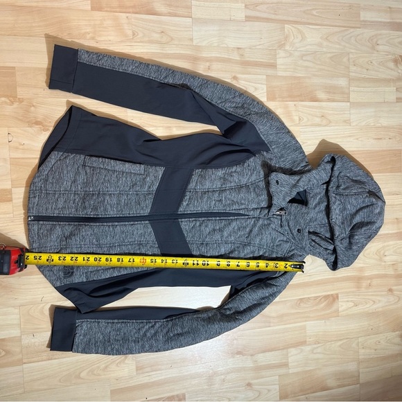 The North Face Pseudio Womens Full Zip Hooded Jacket in Grey and Black Size XS - Picture 2 of 5